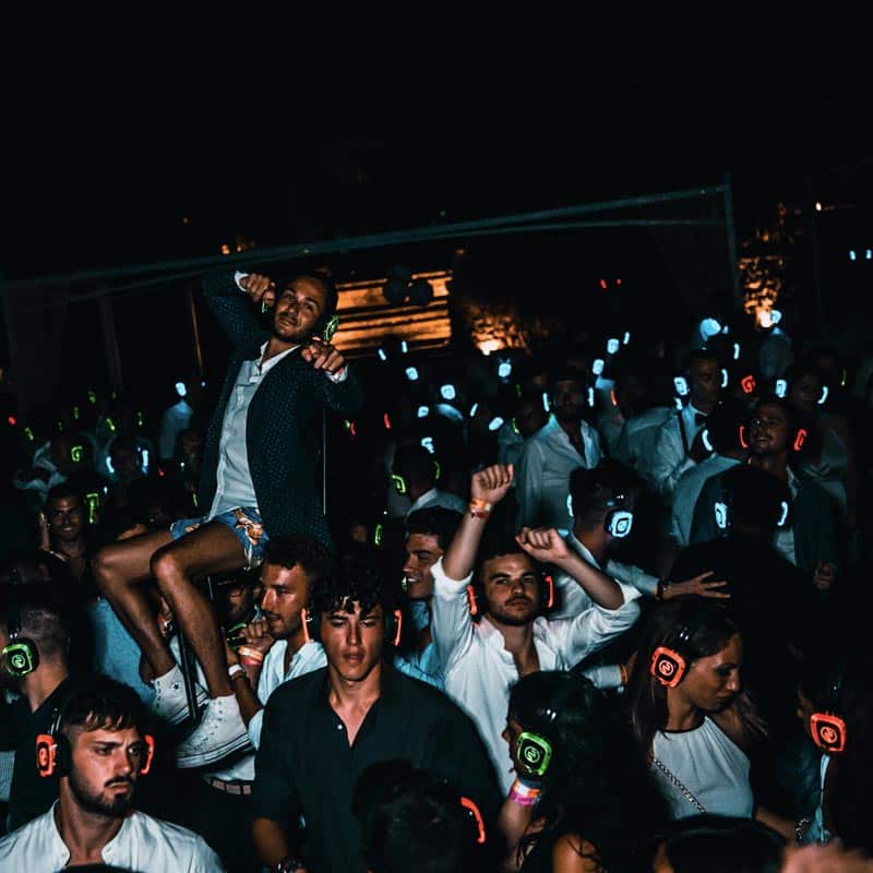 Silent disco with Silentsystem LED headphones