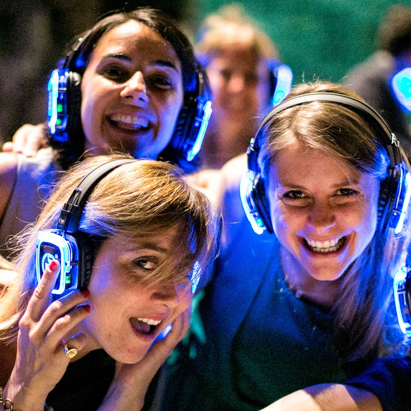 matrimonio5 SX-809 trådlösa hörlurar för ett bröllop med silent disco