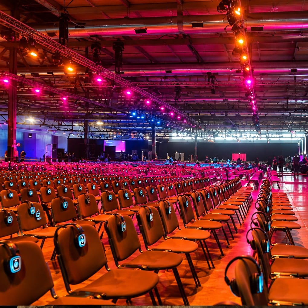 Cuffie Silentsystem AWS AWS Summit Milano: 30 audio zones powered by Silentsystem